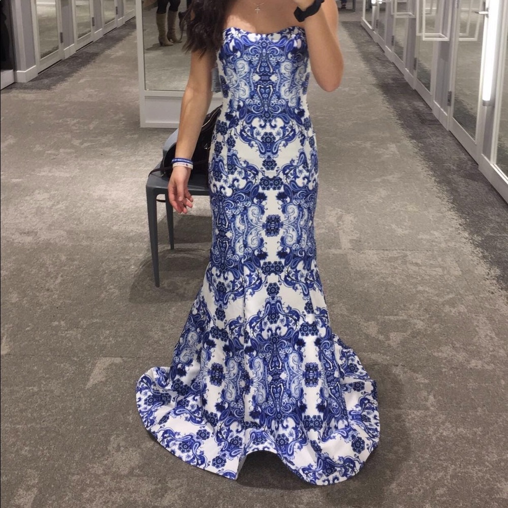 Mermaid prom dress